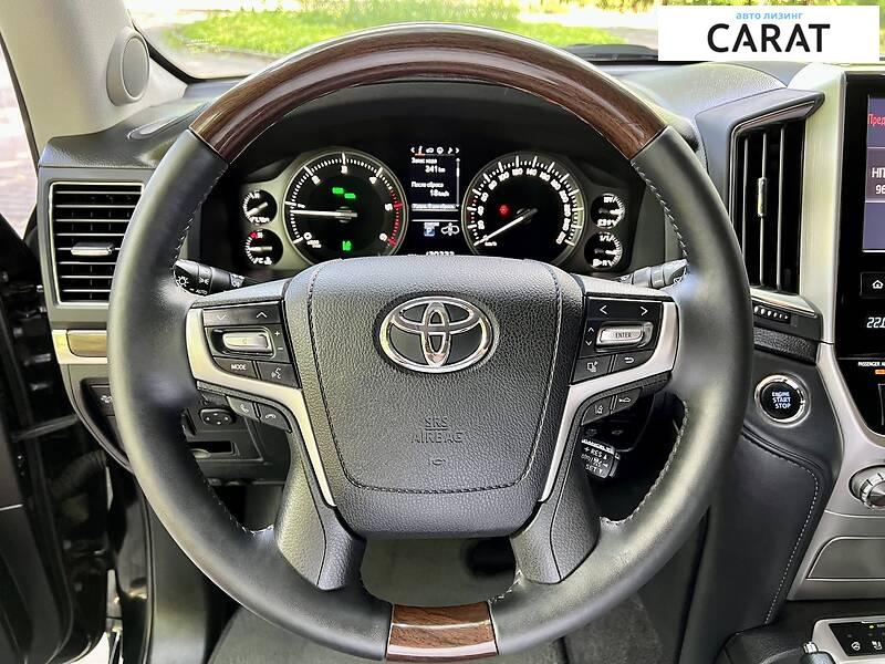 Toyota Land Cruiser 200 2018