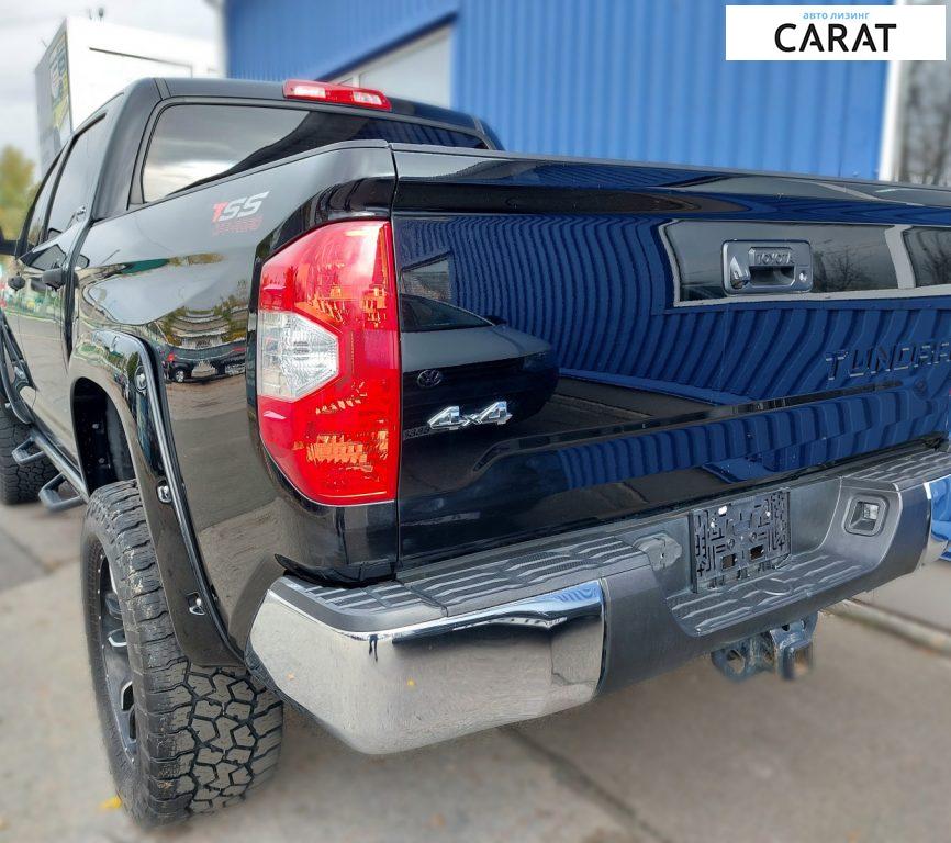 Toyota Tundra 2015