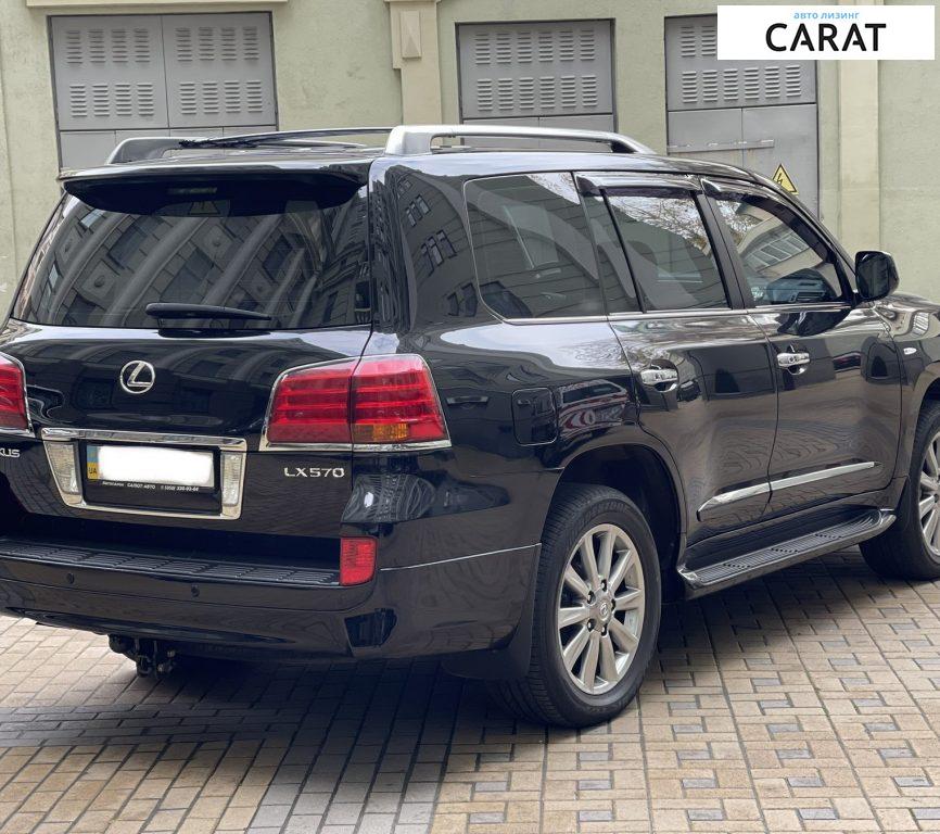 Lexus LX 570 2011