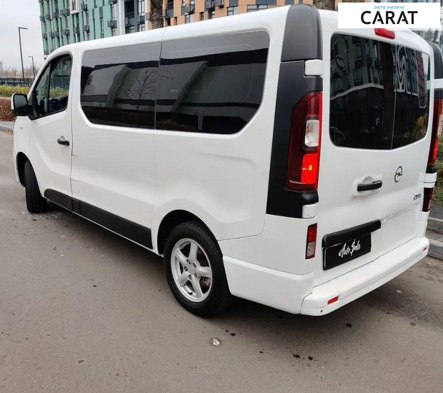 Opel Vivaro пасс. 2017