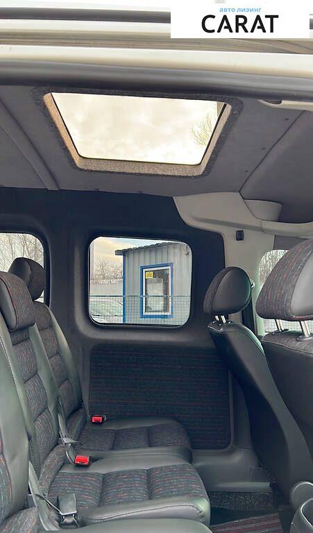 Volkswagen Caddy пасс. 2011