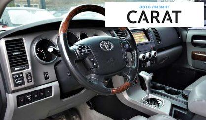 Toyota Sequoia 2010