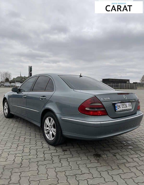 Mercedes-Benz E-Class 2005