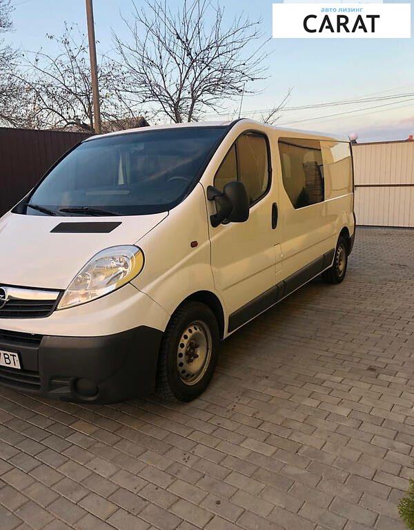 Opel Vivaro пасс. 2010