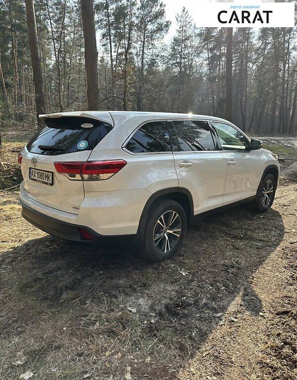 Toyota Highlander 2019