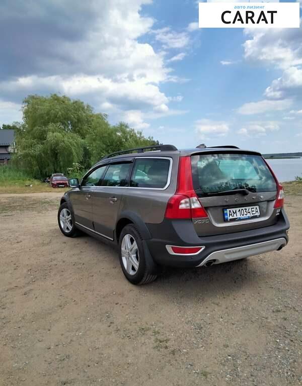 Volvo XC70 2010