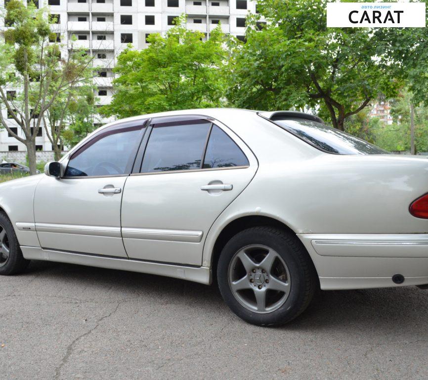 Mercedes-Benz E-Class 2001