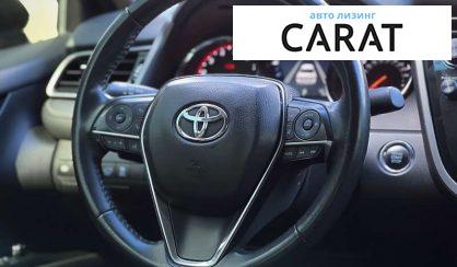 Toyota Camry 2019