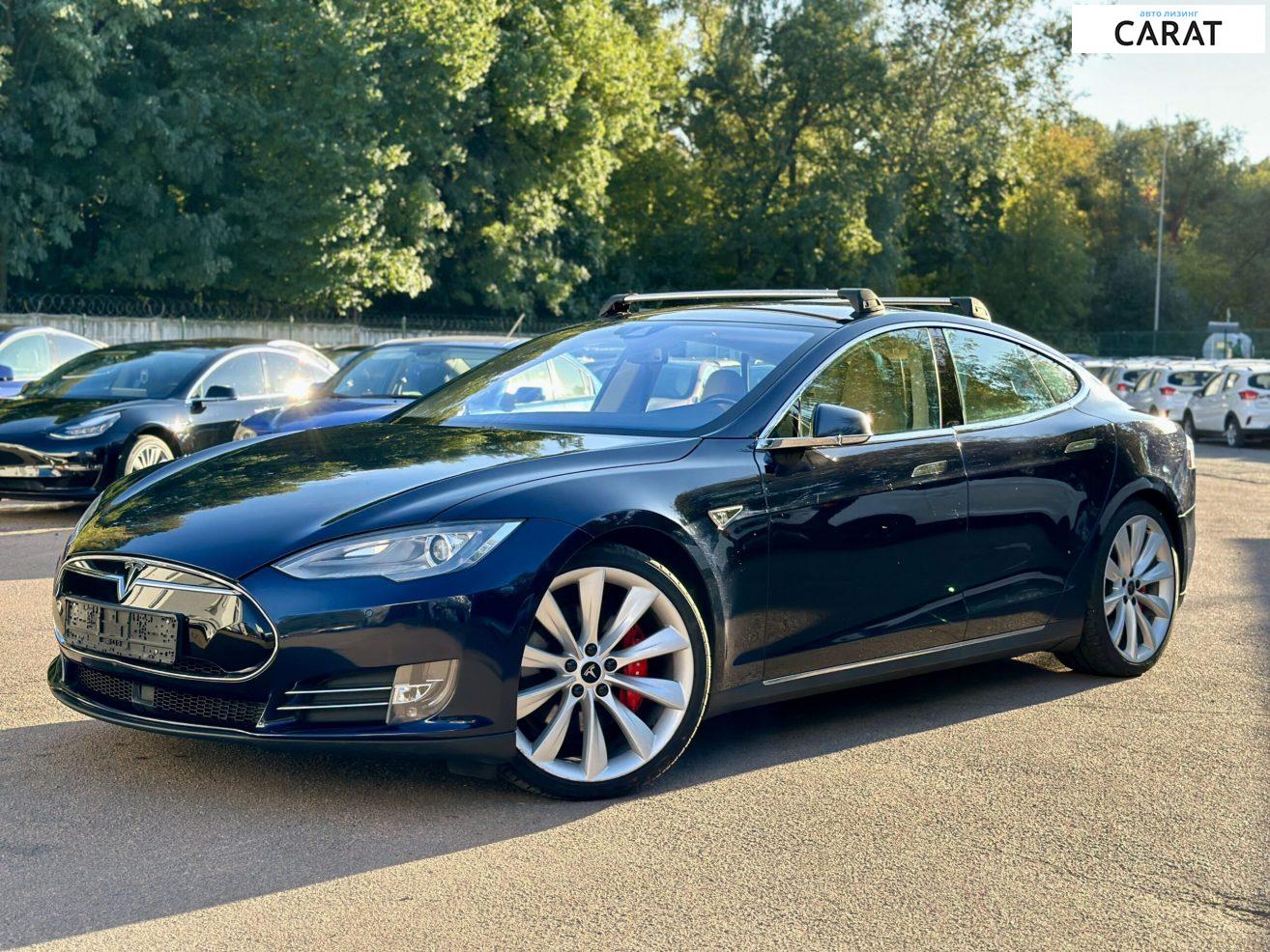 Tesla Model S 2015
