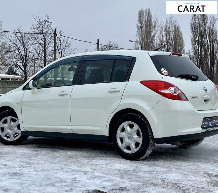 Nissan TIIDA 2012