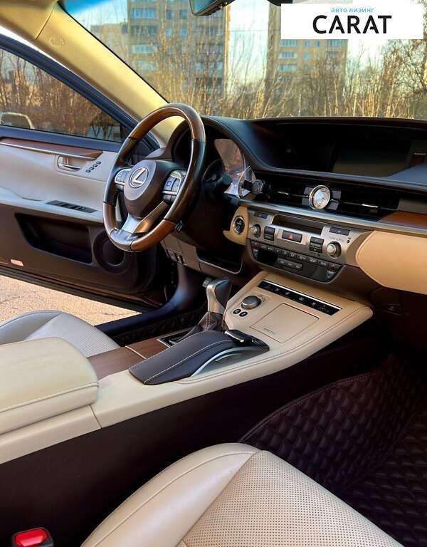 Lexus ES 2017