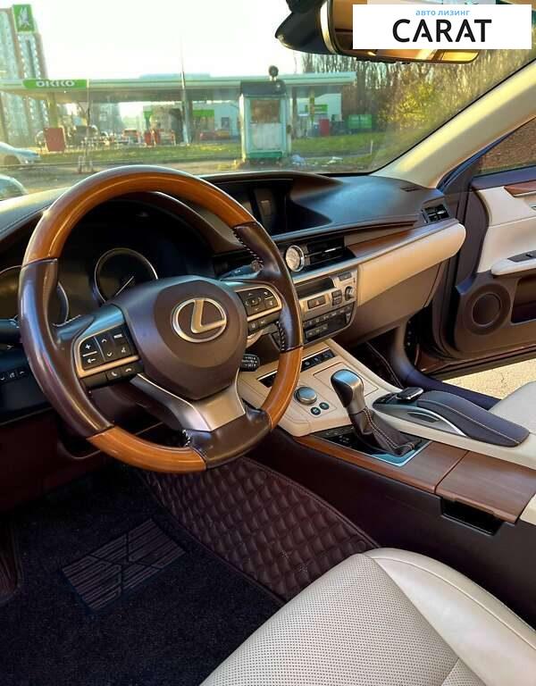 Lexus ES 2017