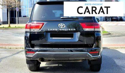 Toyota Land Cruiser 300 2021