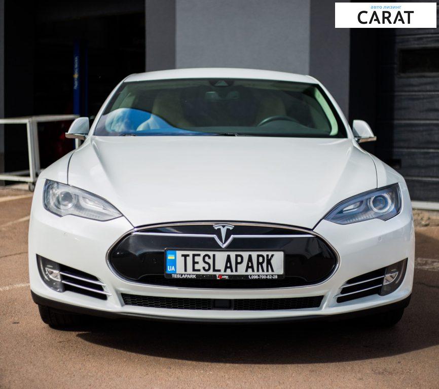 Tesla Model S 2015