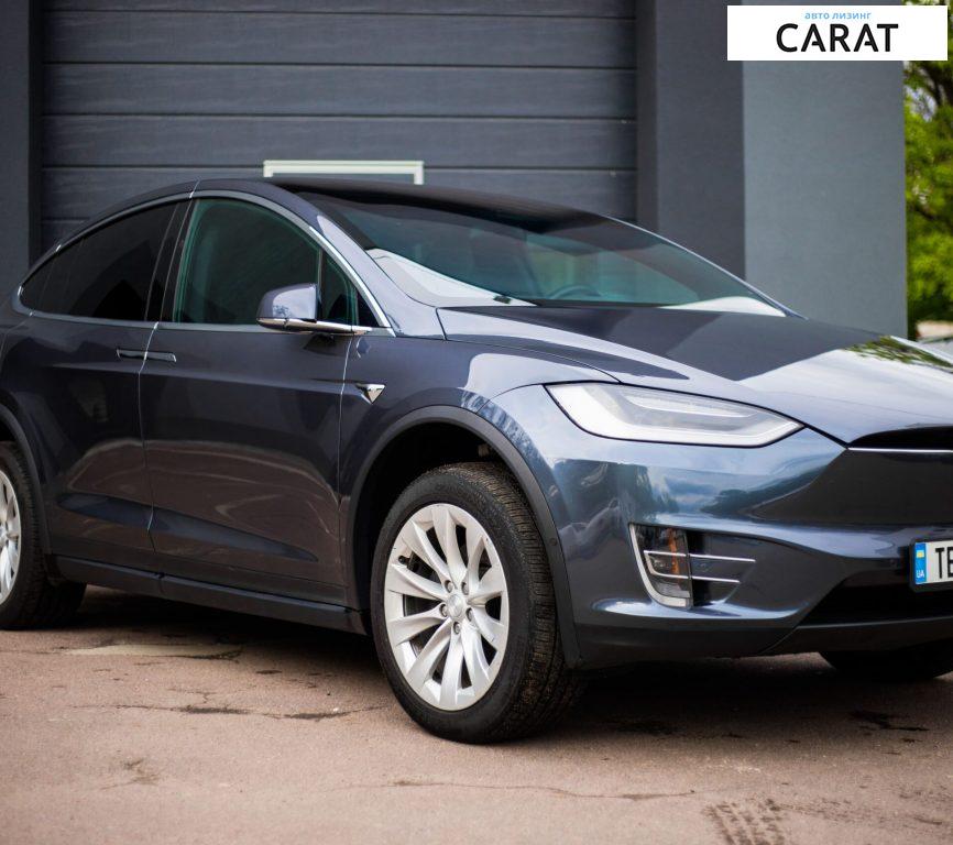 Tesla Model X 2019