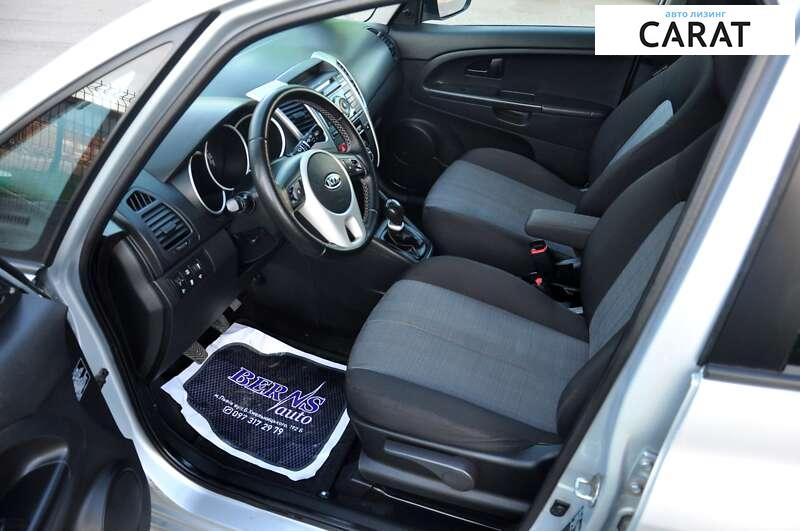 Kia Venga 2011 Kia Venga 2011