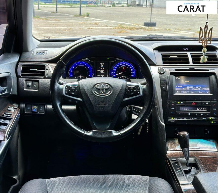 Toyota Camry 2015