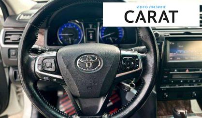 Toyota Camry 2016