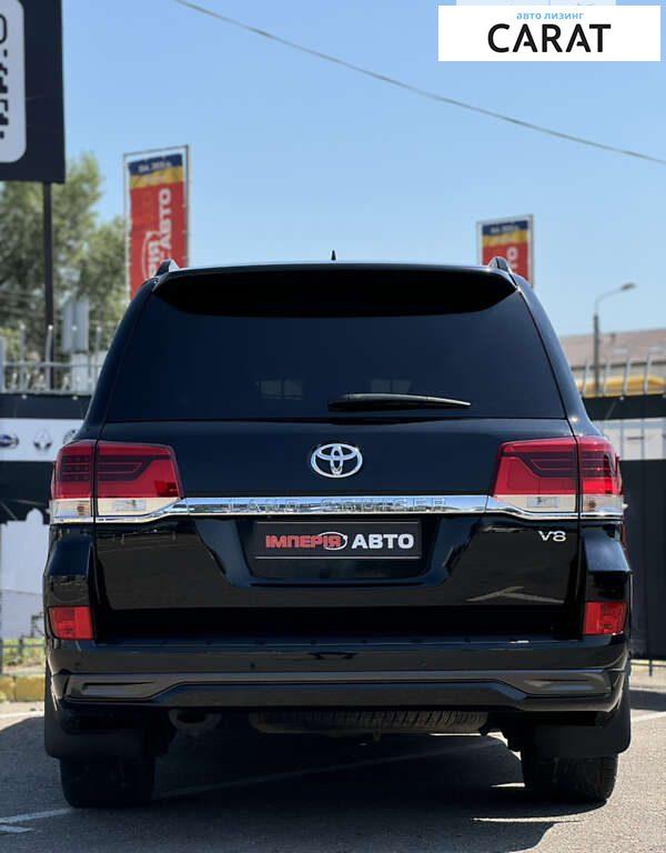 Toyota Land Cruiser 200 2015