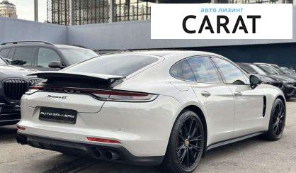 Porsche Panamera 2021