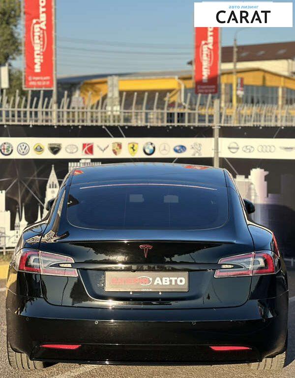 Tesla Model S 2019