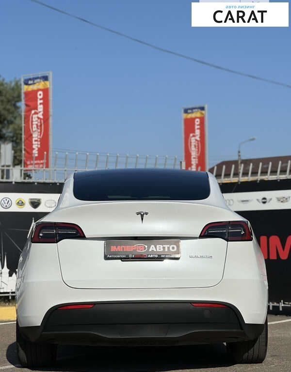 Tesla Model Y 2023