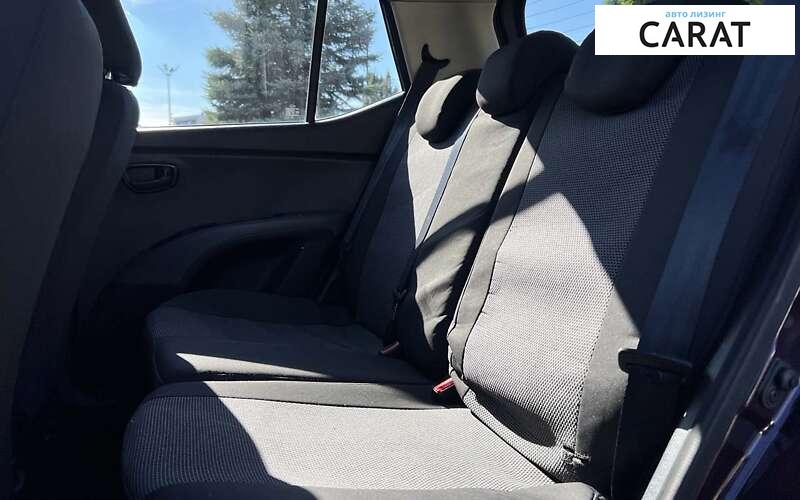 Hyundai i10 2013 Hyundai i10 2013