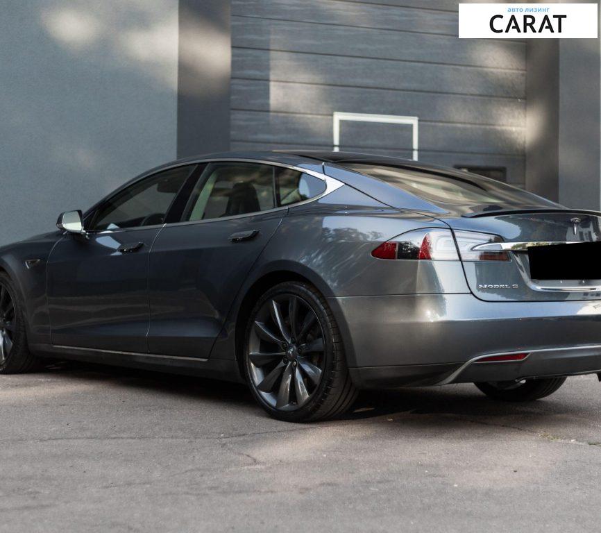 Tesla Model S 2013