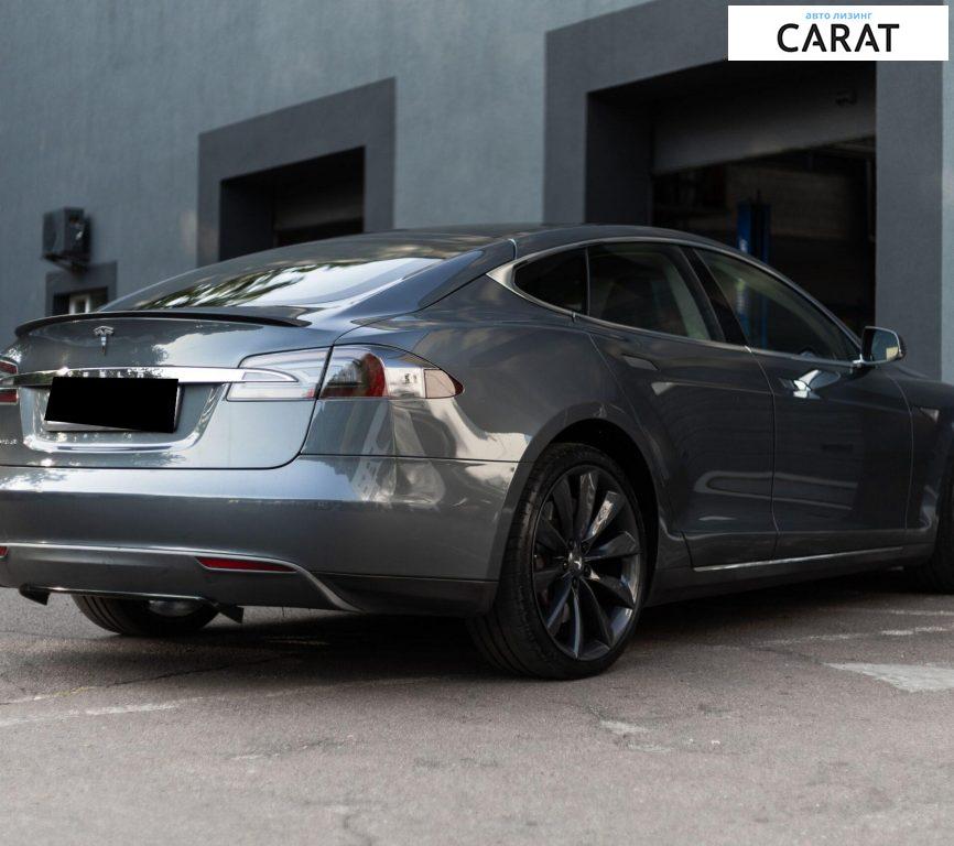 Tesla Model S 2013