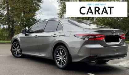 Toyota Camry 2021