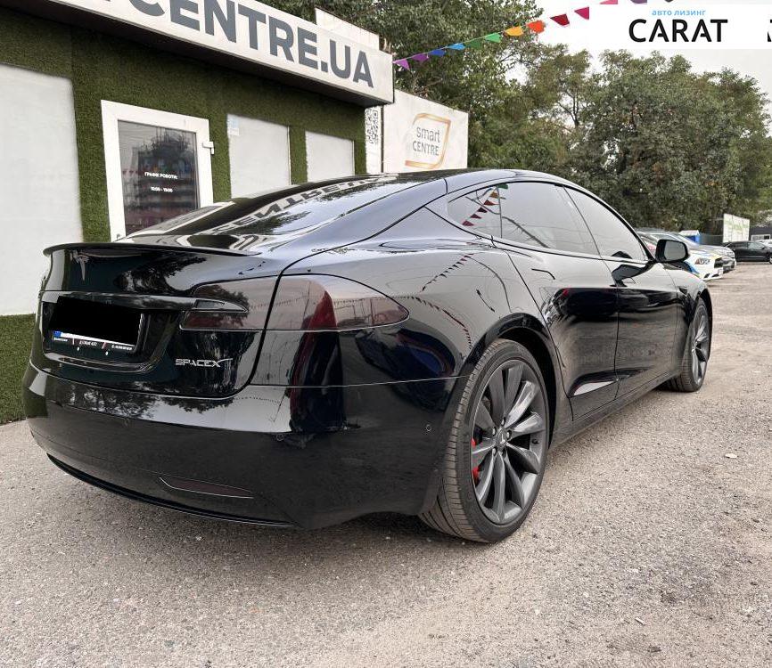 Tesla Model S 2019