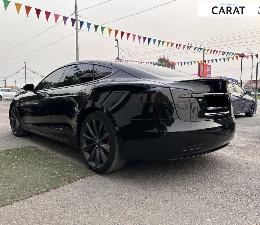 Tesla Model S 2019