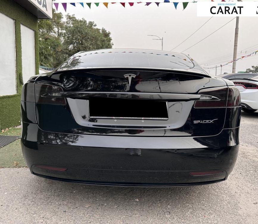 Tesla Model S 2019