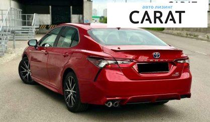 Toyota Camry 2021