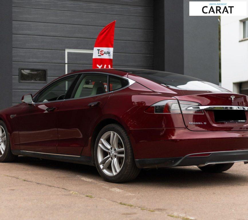 Tesla Model S 2012