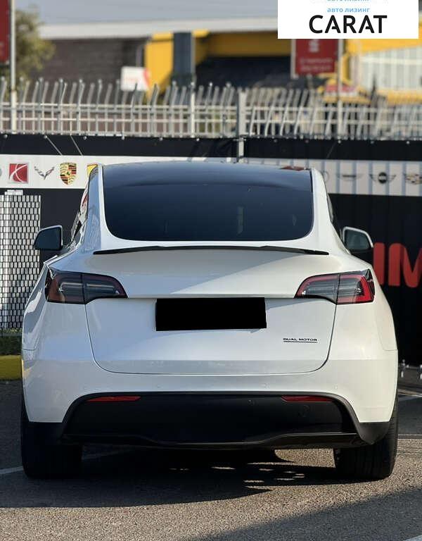 Tesla Model Y 2022