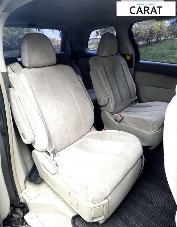 Toyota Previa 2008