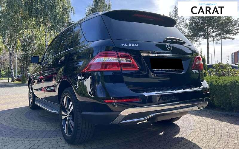 Mercedes-Benz M-Class 2011 Mercedes-Benz M-Class 2011