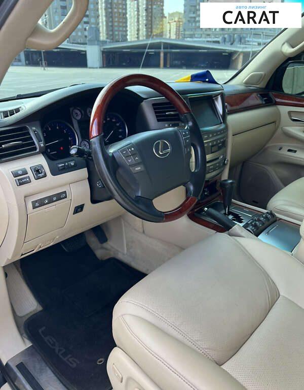 Lexus LX 2008