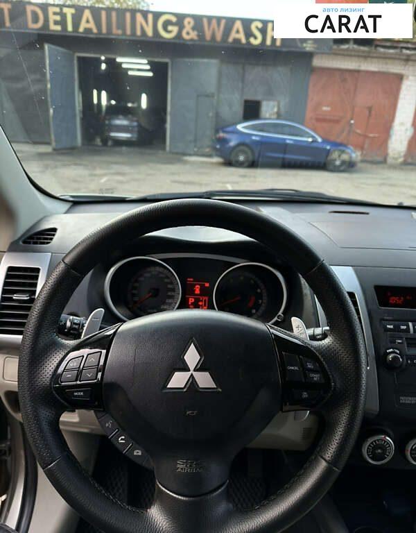 Mitsubishi Outlander XL 2008