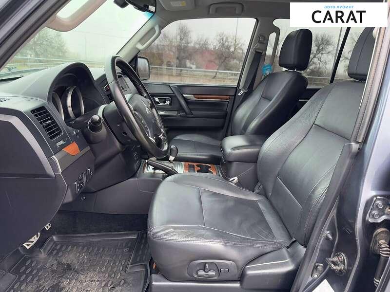 Mitsubishi Pajero Wagon 2010 Mitsubishi Pajero Wagon 2010