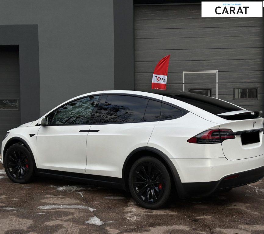 Tesla Model X 2020