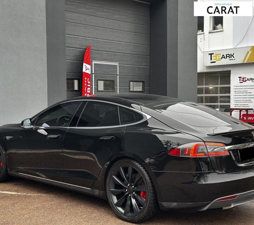 Tesla Model S 2014