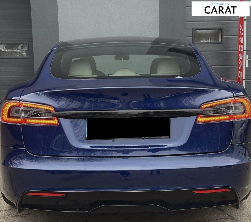 Tesla Model S 2021