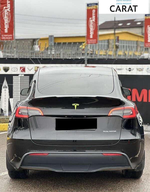 Tesla Model Y 2021