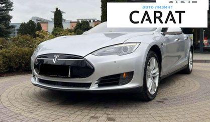 Tesla Model S 2015