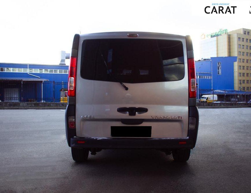 Opel Vivaro пасс. 2013