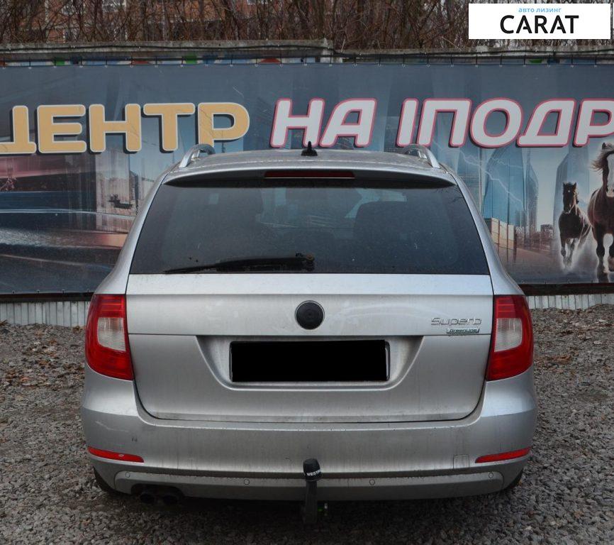 Skoda Superb 2011