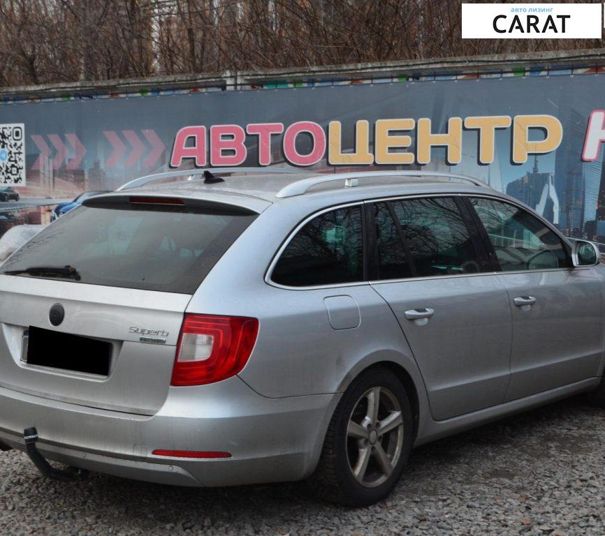 Skoda Superb 2011