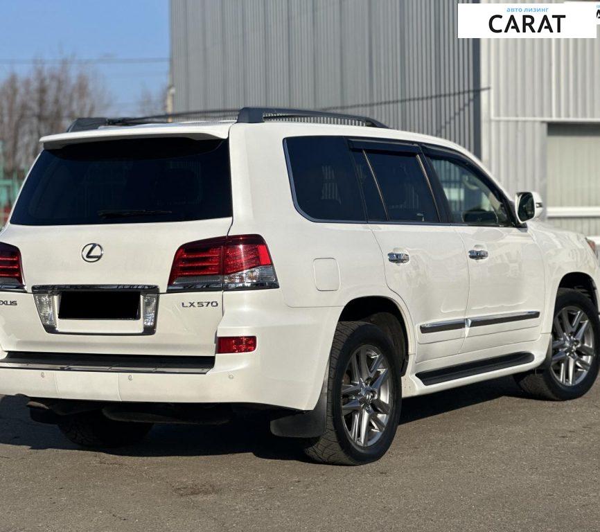 Lexus LX 2012